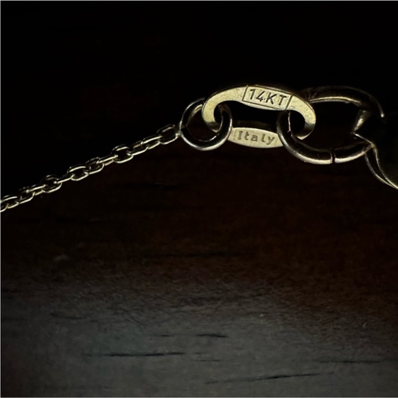 Gold Bracelet with Cross Charm Solid gold - Picture 3 of 4